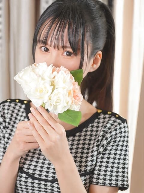 メグ 4枚目